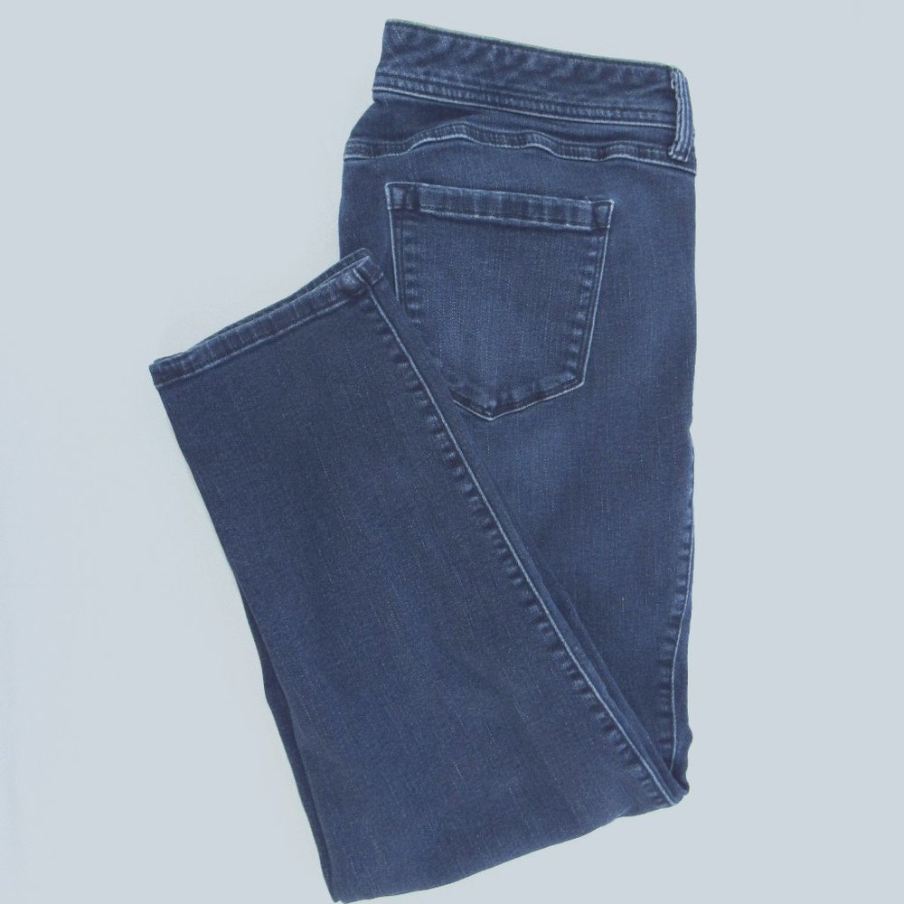 TORRID DENIM -  Women's Plus size 18, Cropped Leg, Mid-Rise, Stretch, Blue Jeans